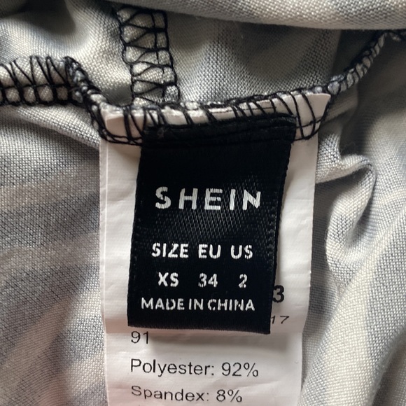 Cropped SHEIN Lace Zebra Tank Top - Picture 3 of 6